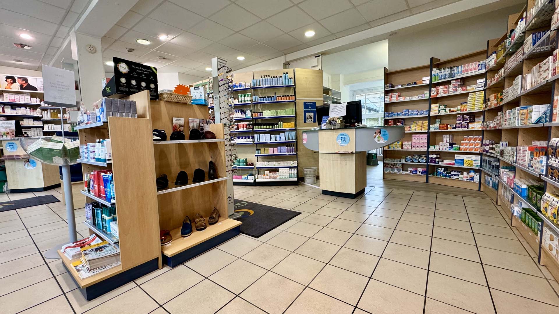 Pharmacie Simon Corlay (4)